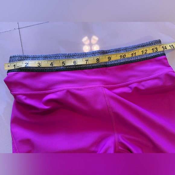 Athleta Womens Dobby Be Free Knicker Capri Leggings 54023 hot Pink Stretch M - Picture 5 of 16